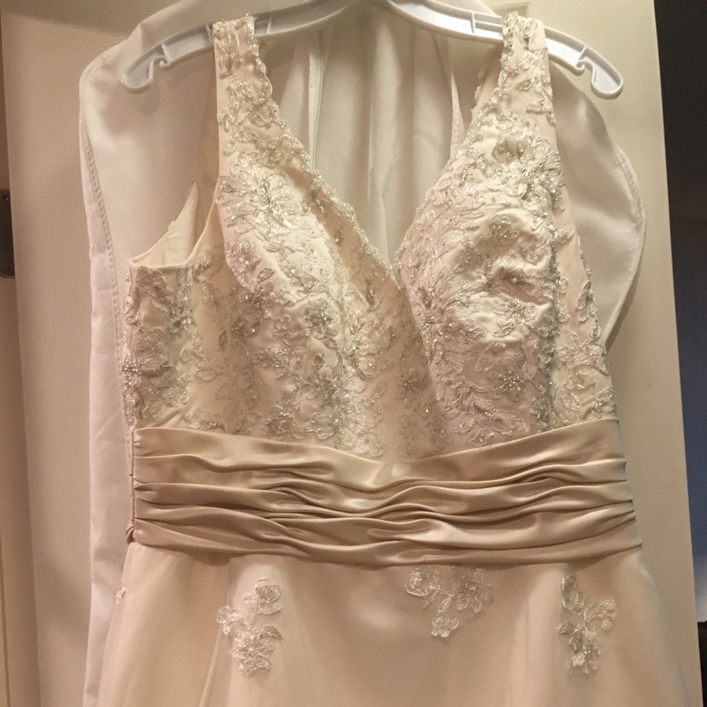 Wedding dress